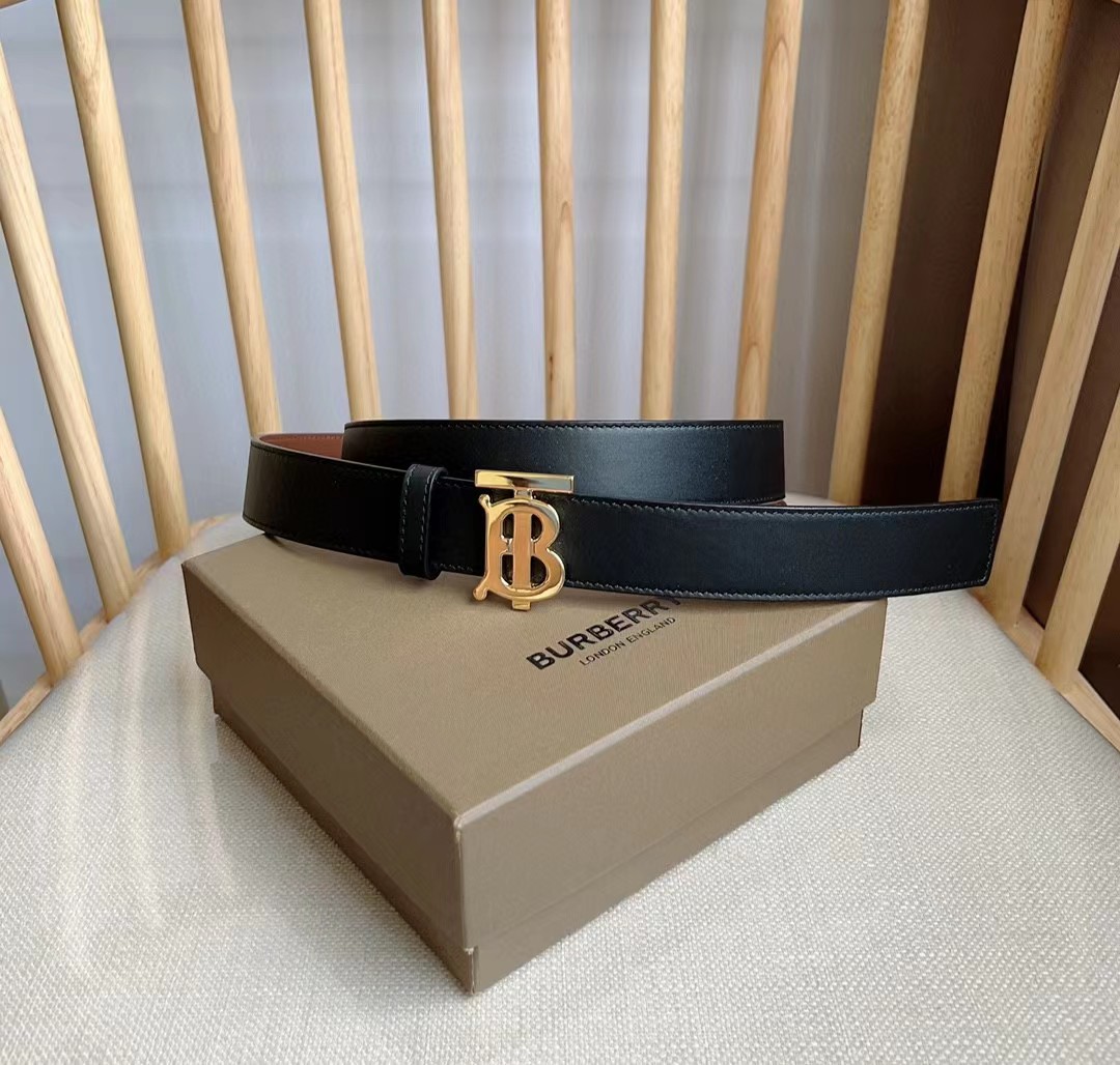Burberry Men's Leather Reversible TB Belt - PerfectKickZ