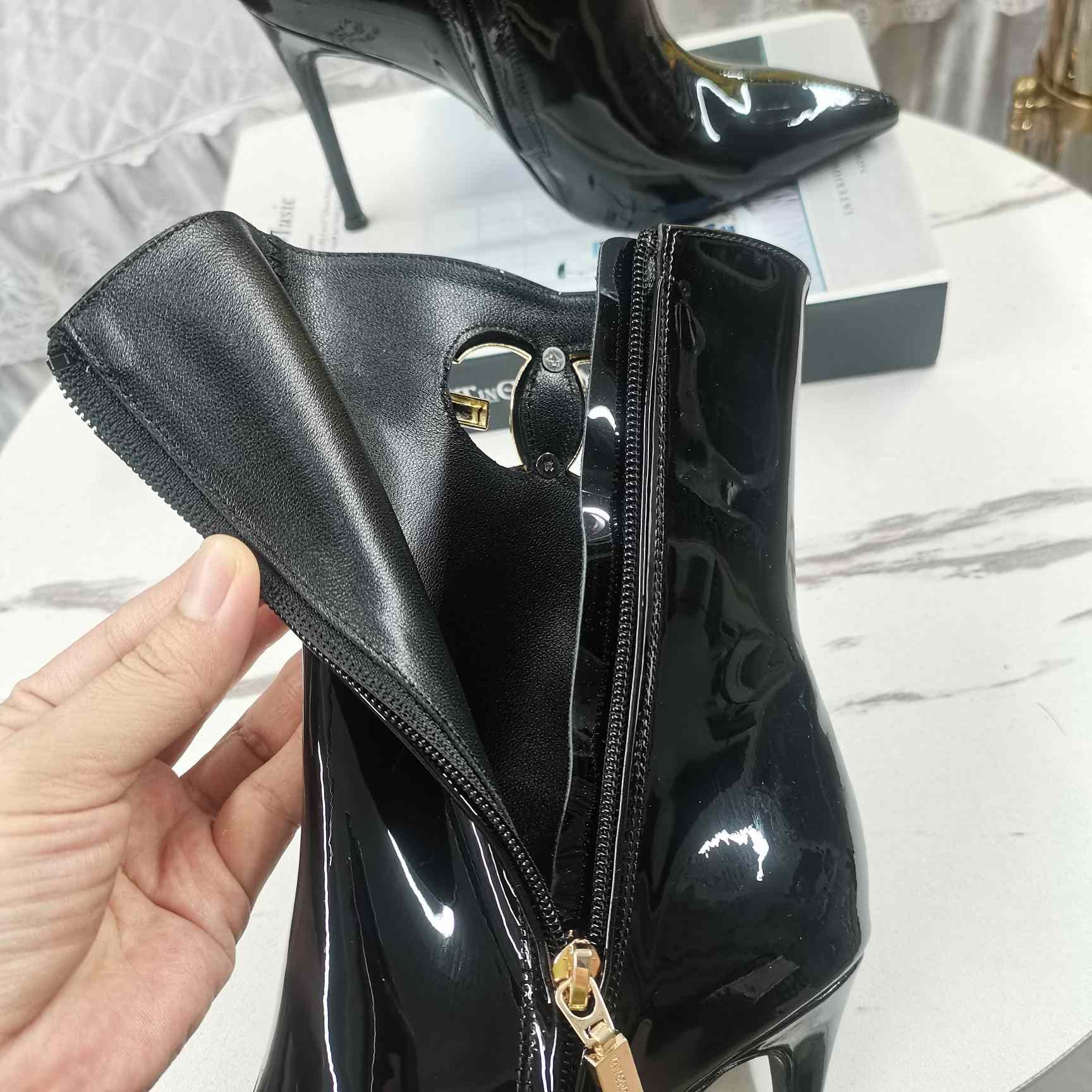 Dolce & Gabbana Calfskin Ankle Boots - PerfectKickZ