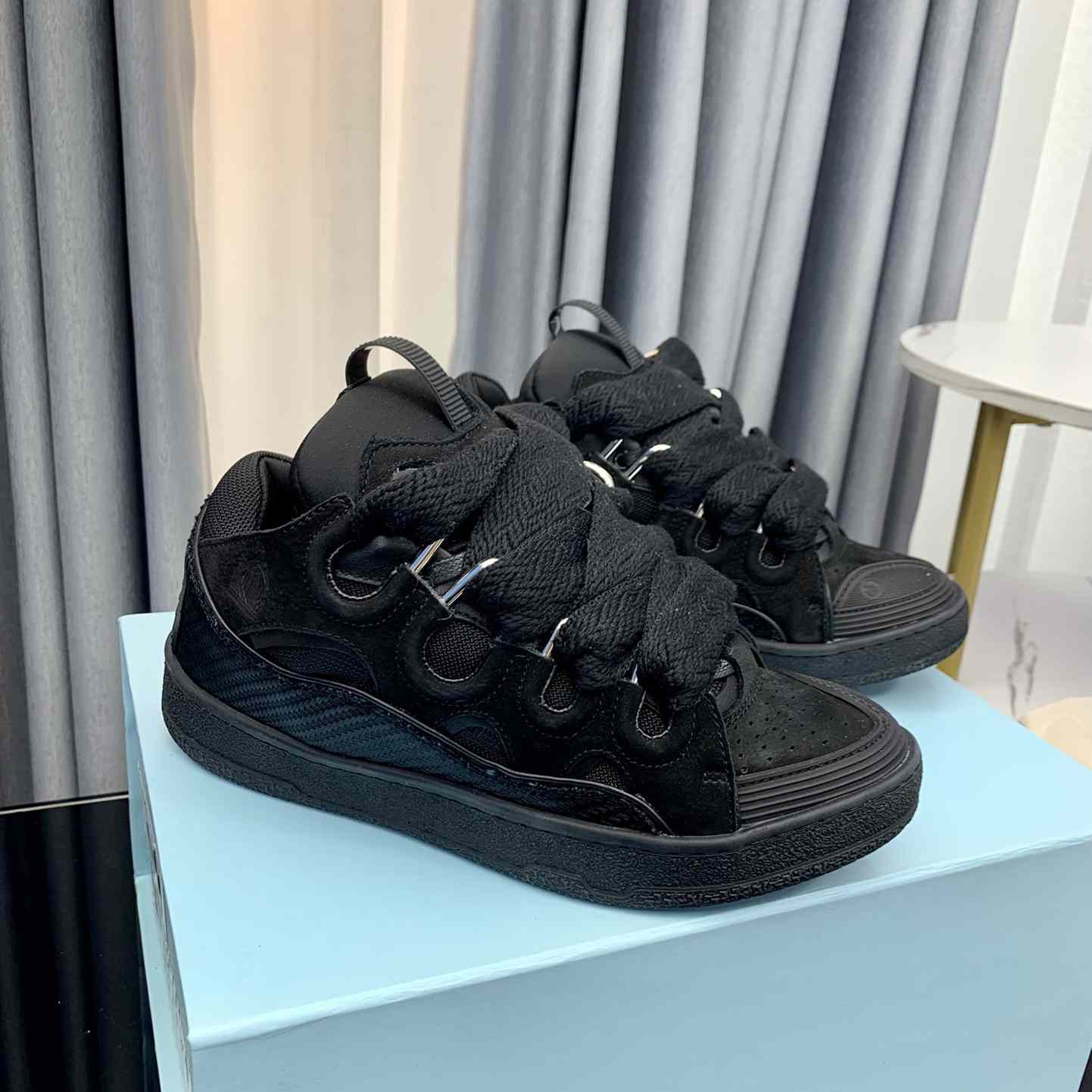 Lanvin Low-top Curb Zig Zag-laces Sneakers - PerfectKickZ