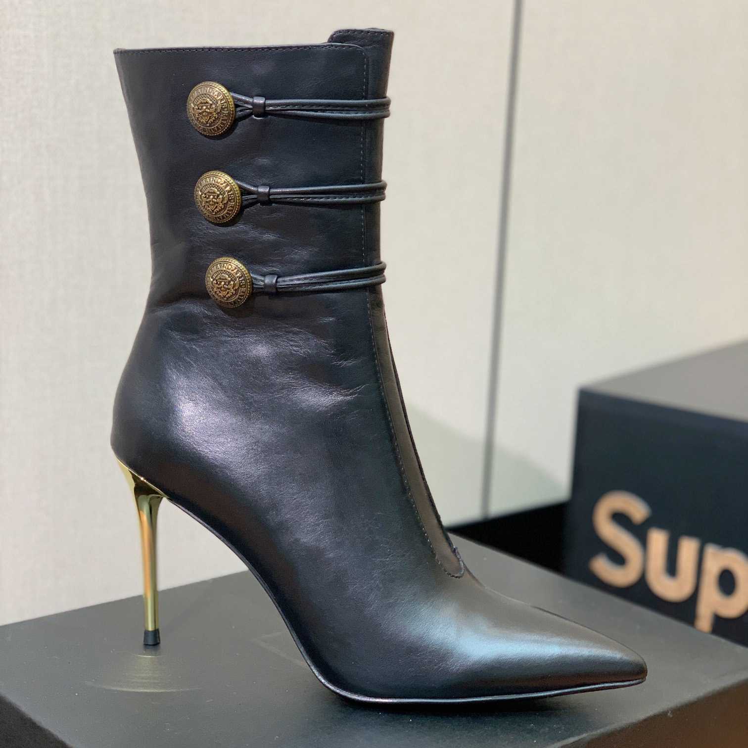 Balmain Alma Leather Ankle Boots - PerfectKickZ