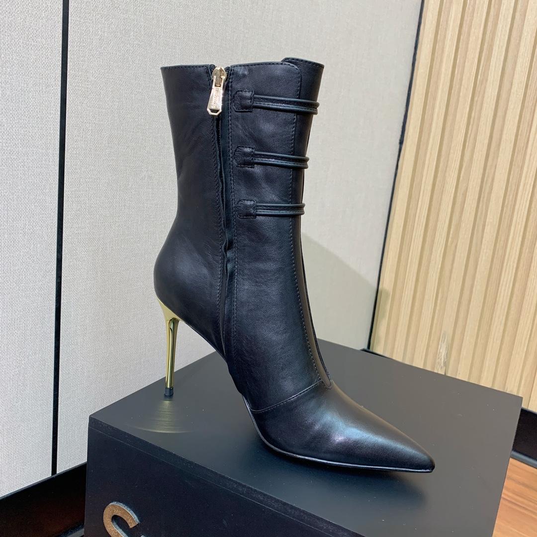 Balmain Alma Leather Ankle Boots - PerfectKickZ