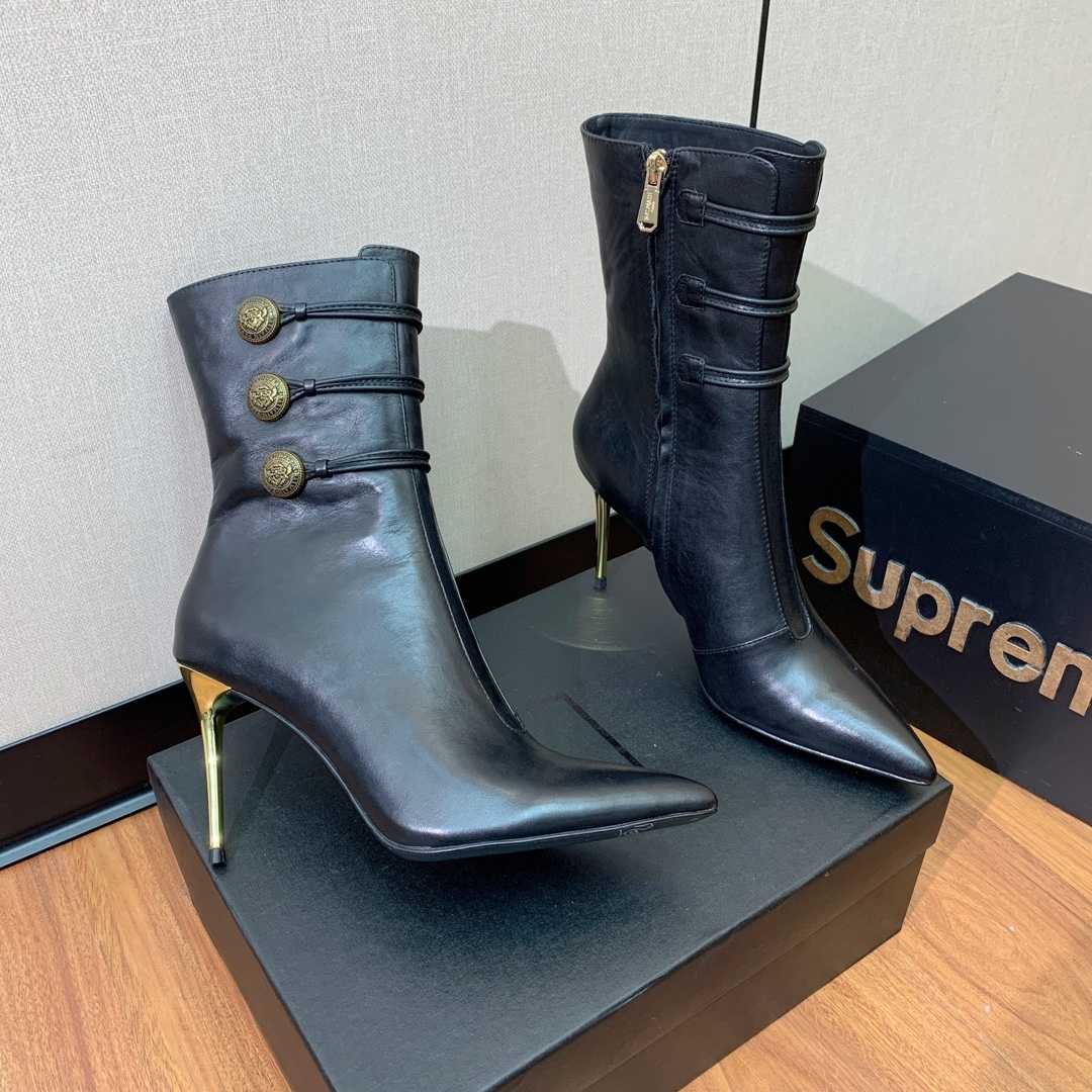Balmain Alma Leather Ankle Boots - PerfectKickZ