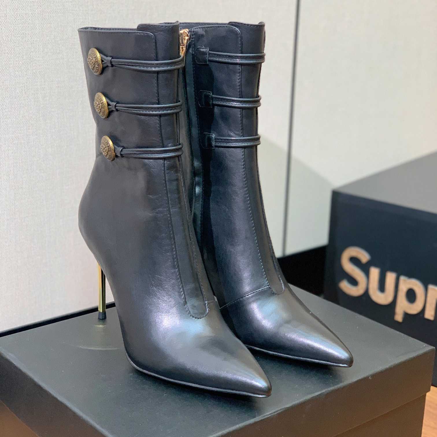 Balmain Alma Leather Ankle Boots - PerfectKickZ