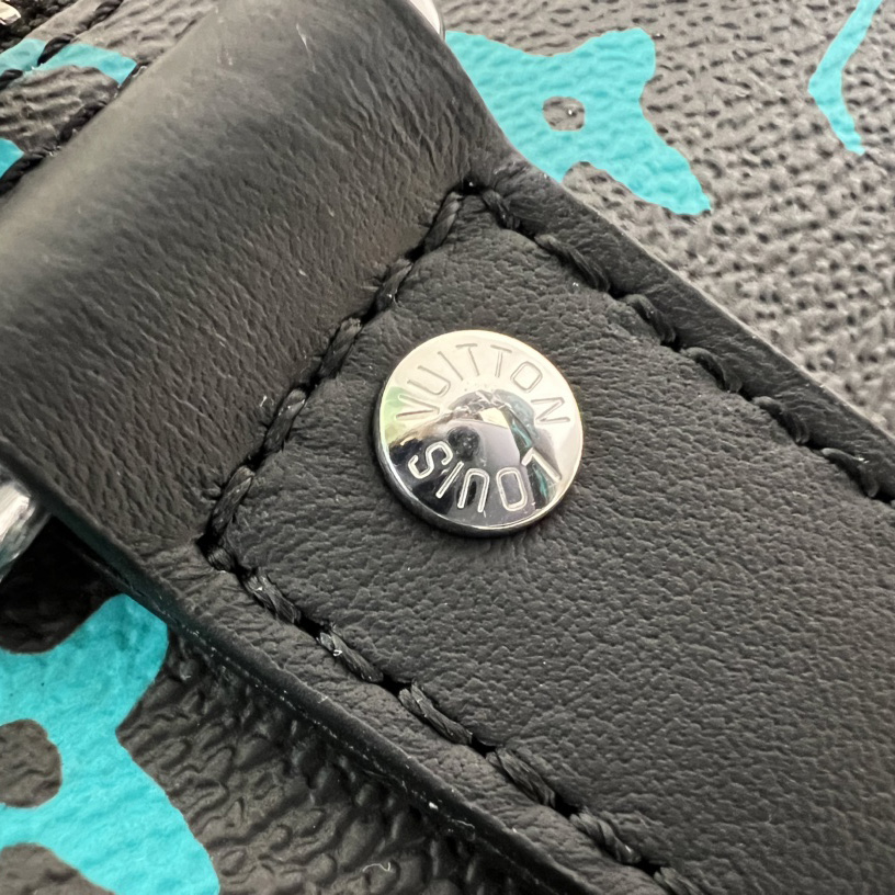 Louis Vuitton Keepall Bandoulière 25  (25-15-11cm)   M21938 - PerfectKickZ