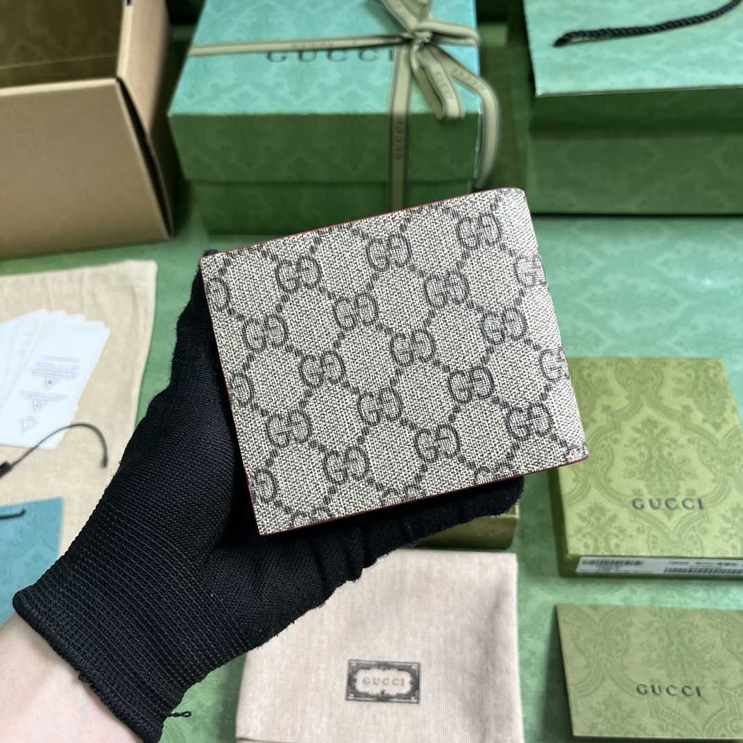 Gucci Wallet With GG Detail - PerfectKickZ