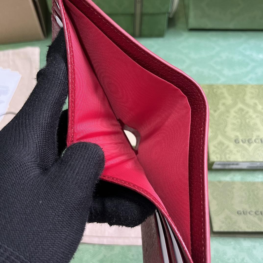 Gucci Wallet With GG Detail - PerfectKickZ