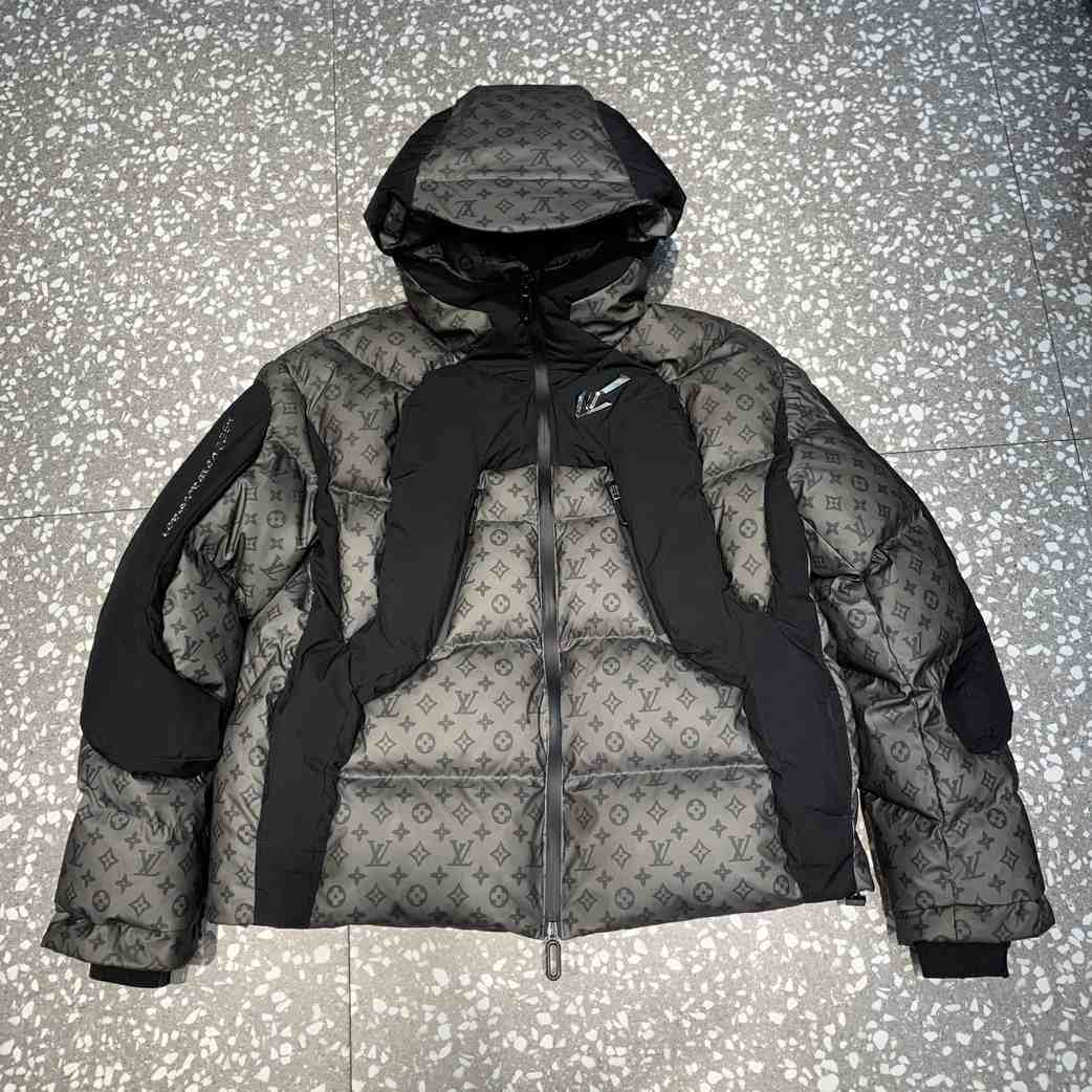 Louis Vuitton 2054 Heat Reactive Puffer - PerfectKickZ