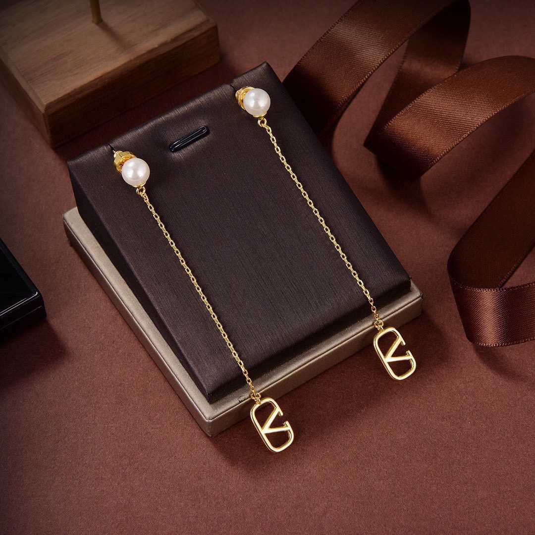 Valenti Garavani V Logo & Faux Pearl Pendant Earrings - PerfectKickZ