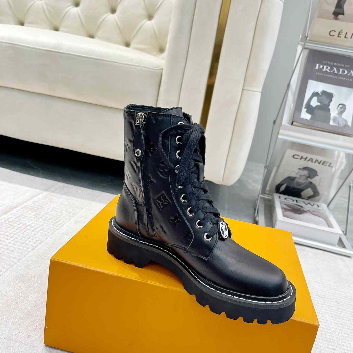 Louis Vuitton Territory Flat Ranger - PerfectKickZ