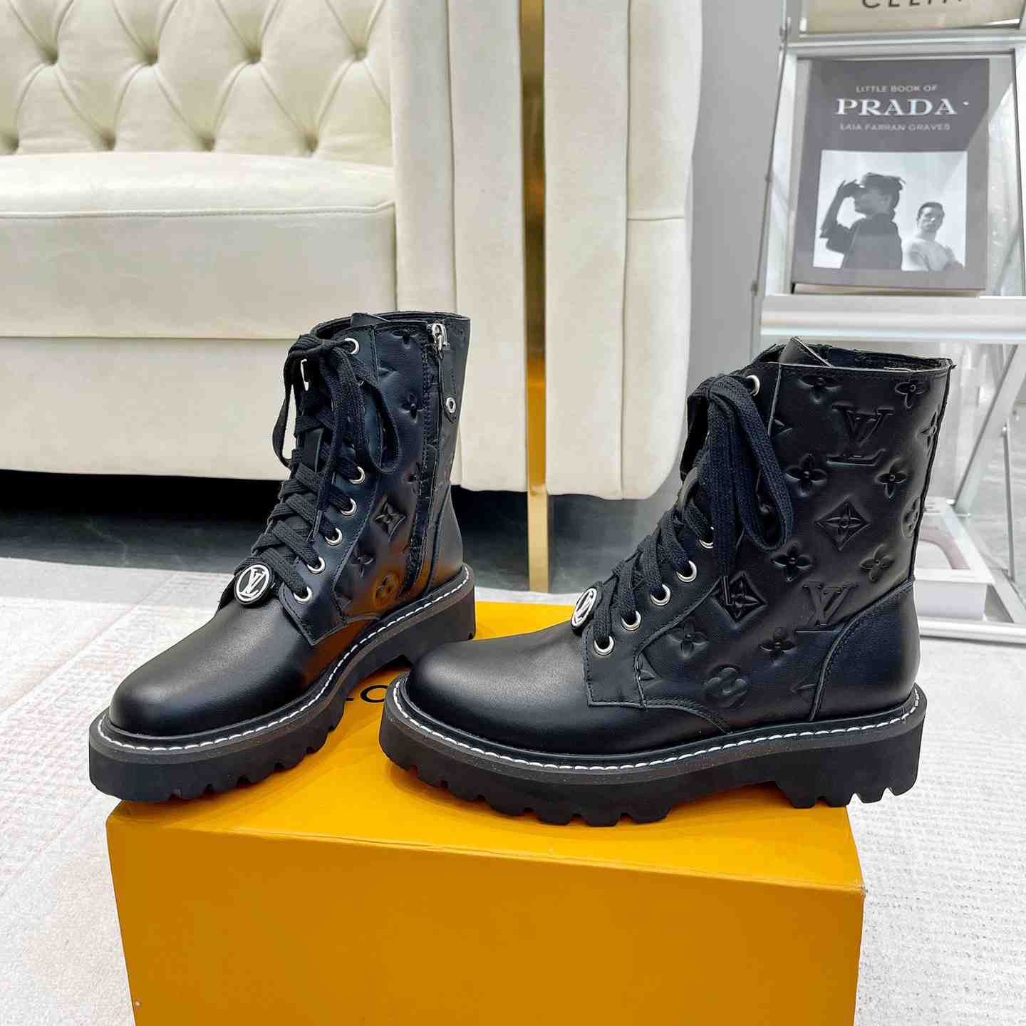 Louis Vuitton Territory Flat Ranger - PerfectKickZ