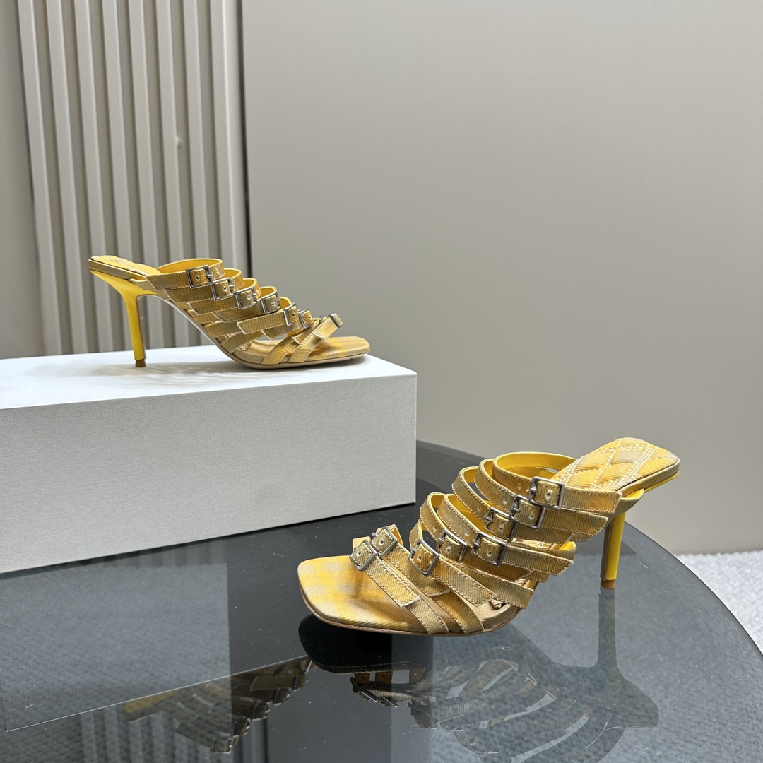 Burberry Check Cotton Step Sandals - PerfectKickZ