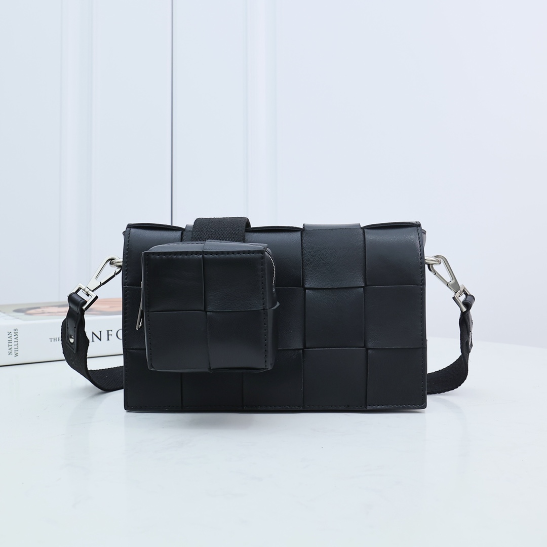 Bottega Veneta Cassette With Versatile Strap - PerfectKickZ
