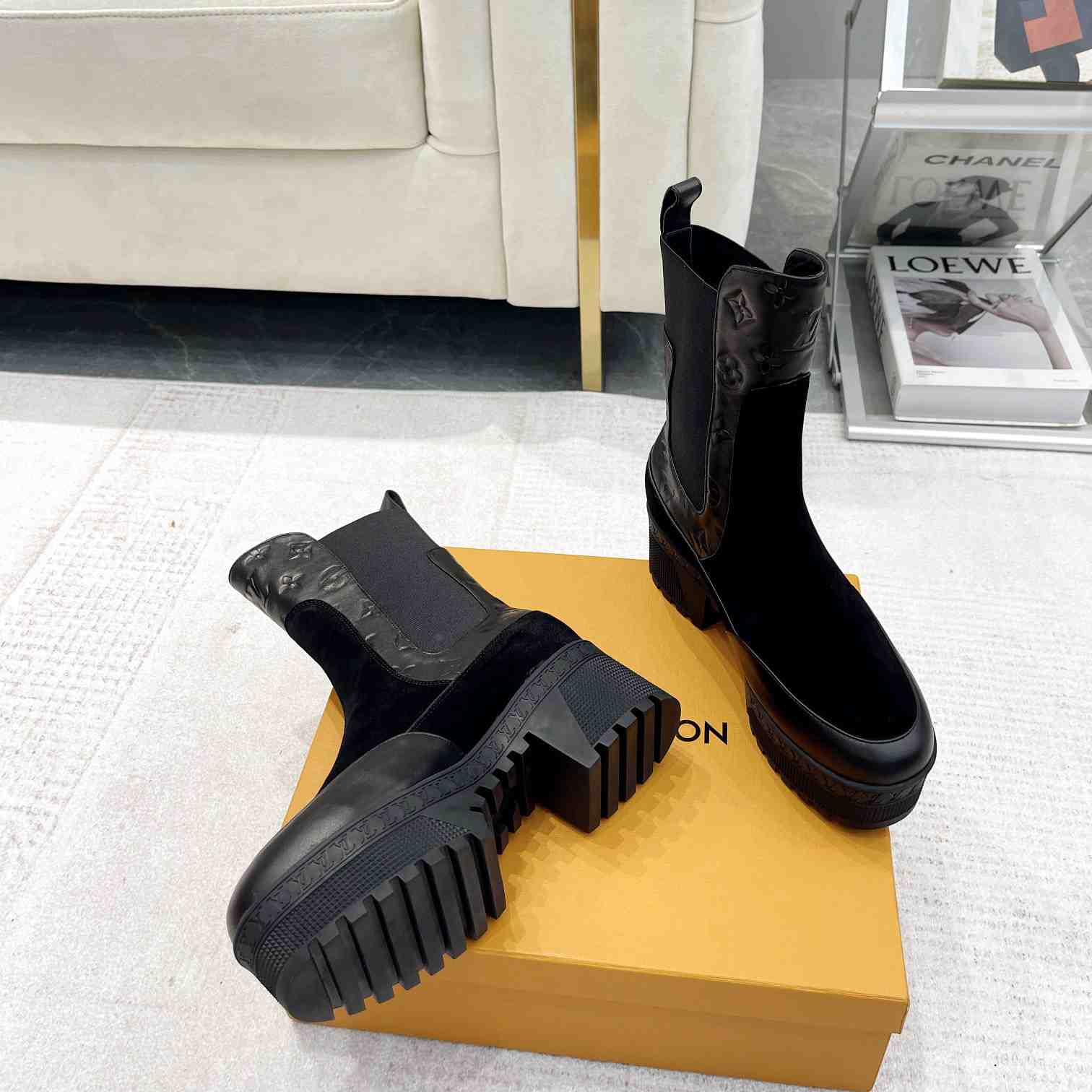Louis Vuitton Laureate Platform Chelsea Boot - PerfectKickZ