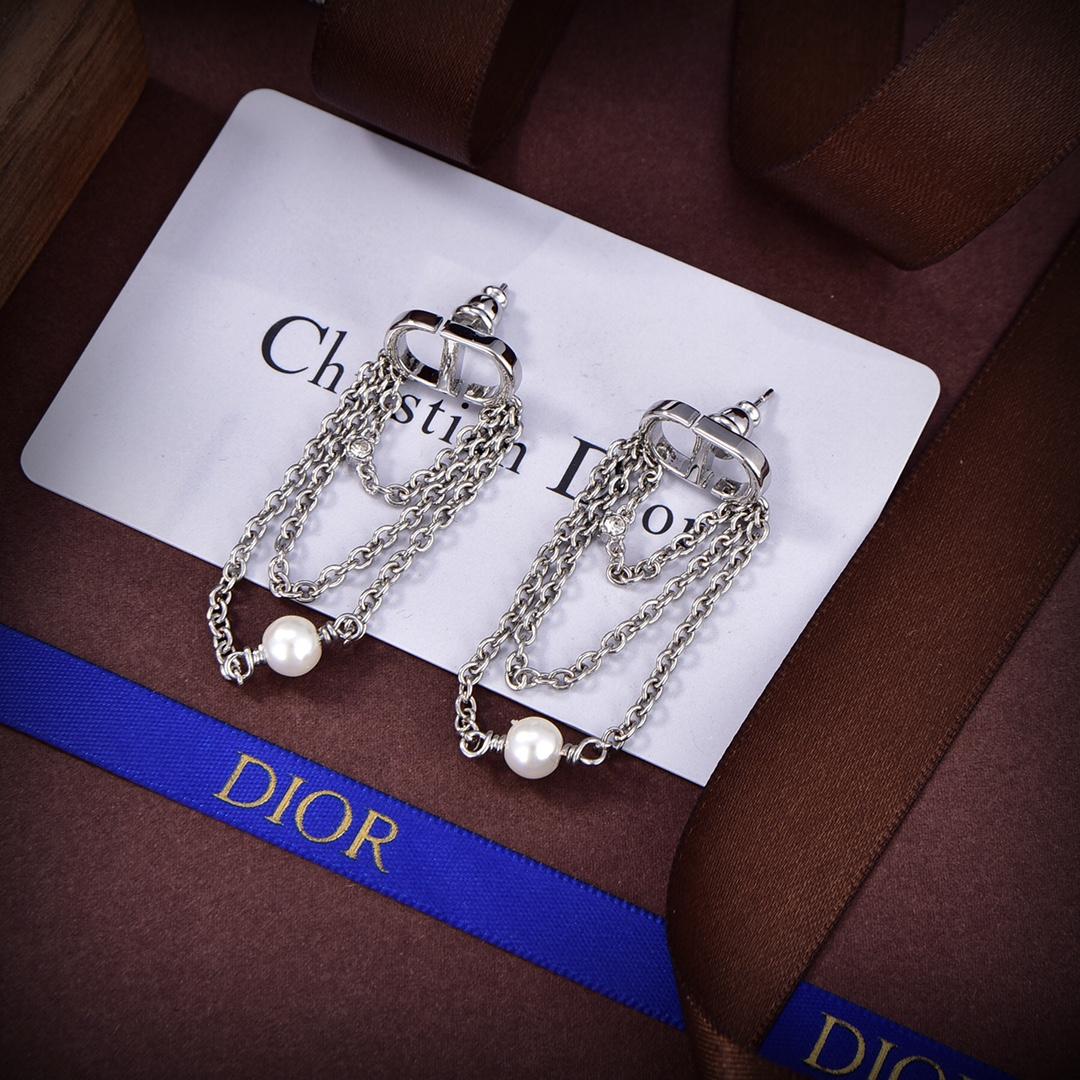 Dior Petit CD Earrings  - PerfectKickZ