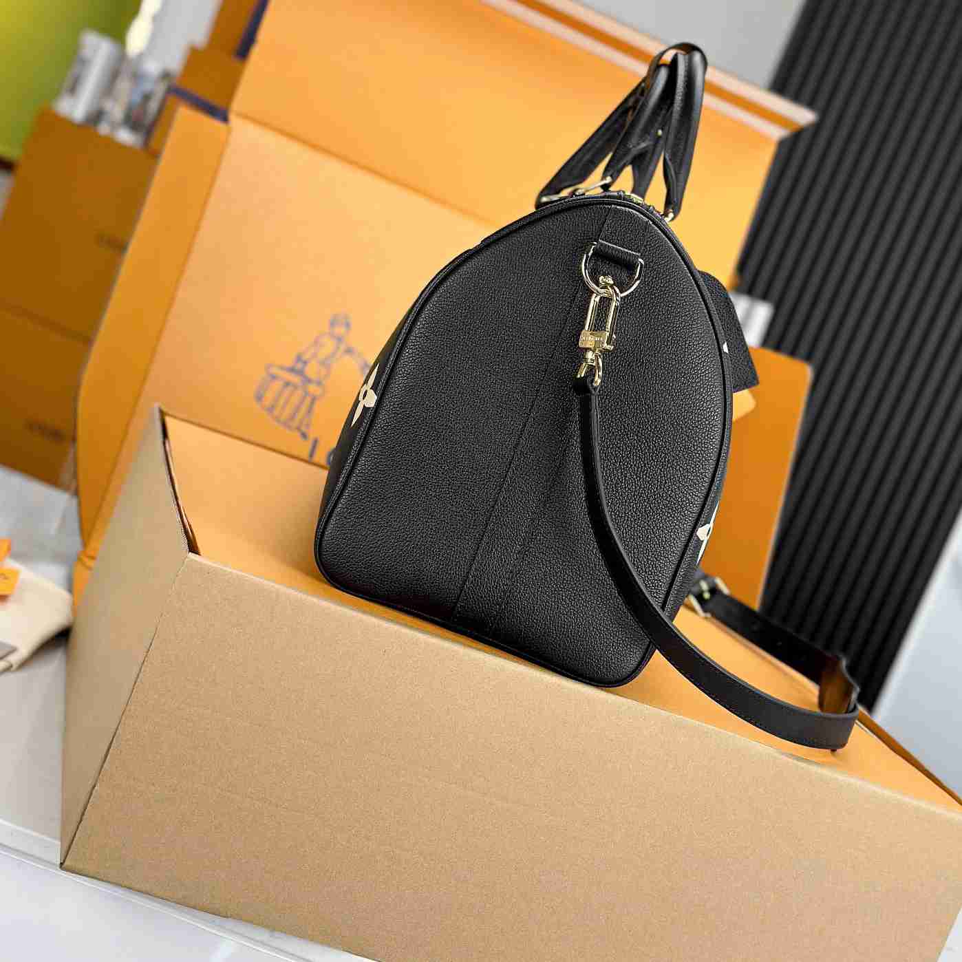 Louis Vuitton Keepall Bandoulière 45   M46670 - PerfectKickZ