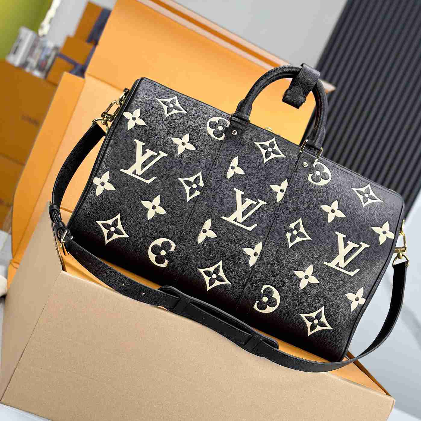 Louis Vuitton Keepall Bandoulière 45   M46670 - PerfectKickZ