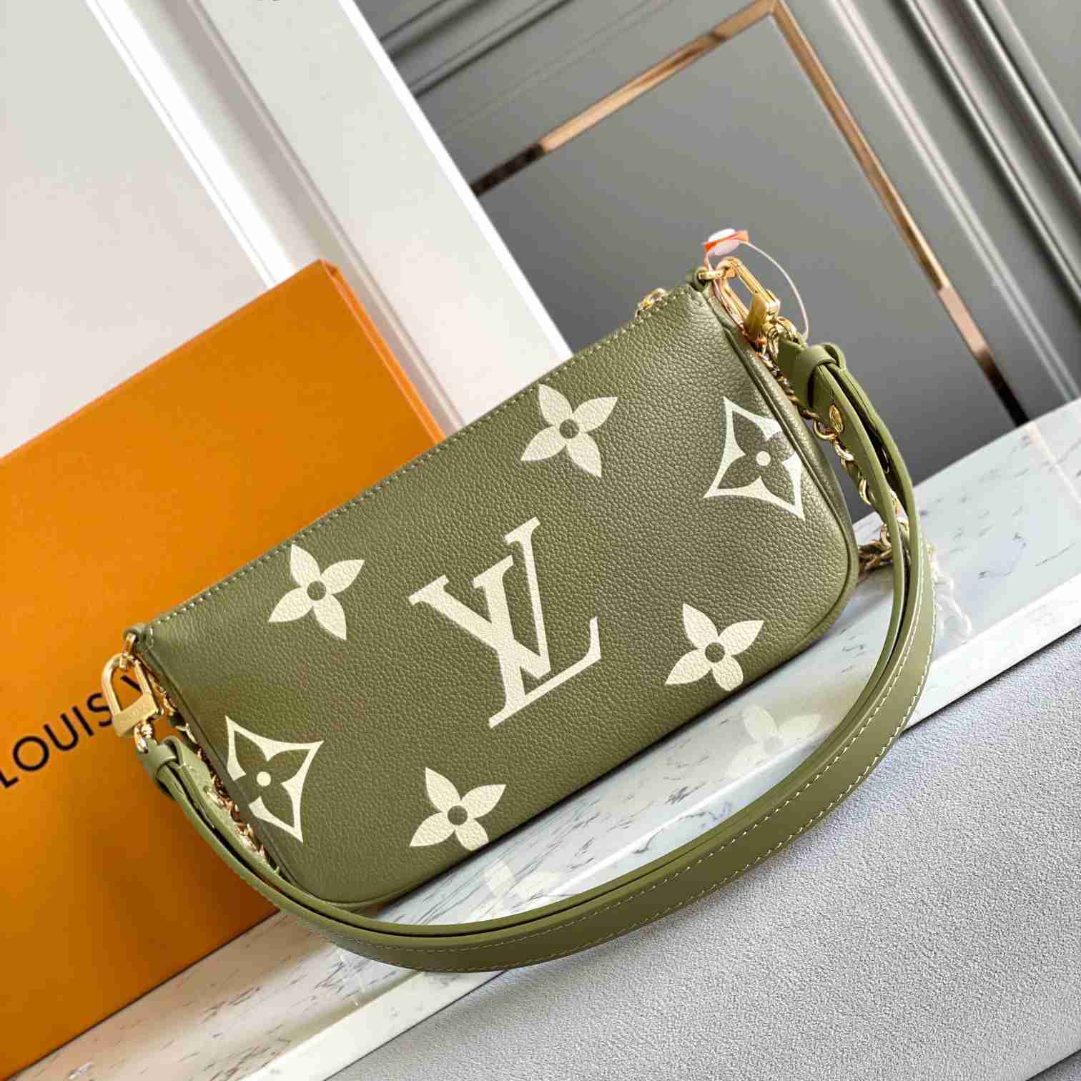 Louis Vuitton Multi Pochette Accessoires   (25-14.5-4.5cm) M22670 - PerfectKickZ