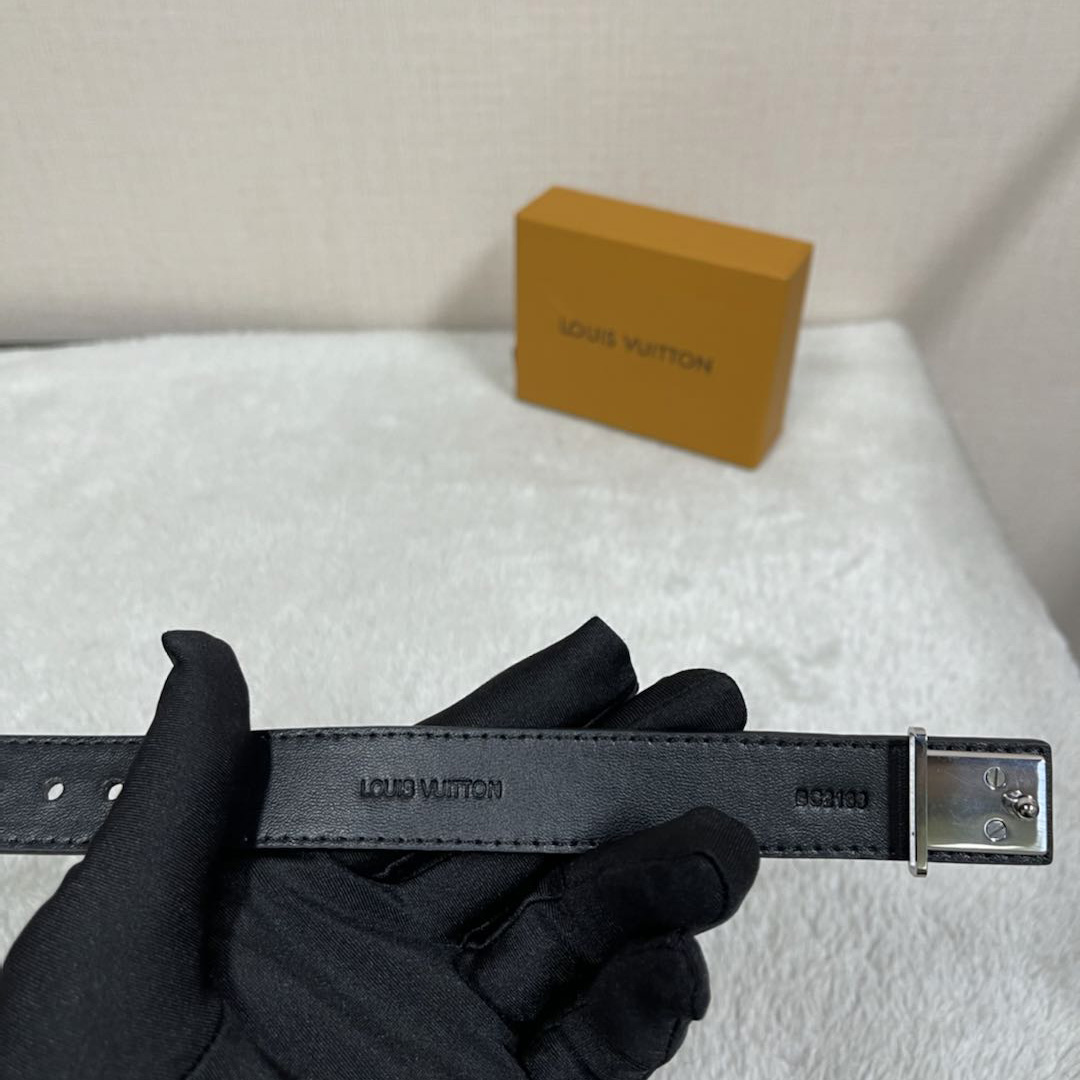 Louis Vuitto LV Slim Bracelet - PerfectKickZ