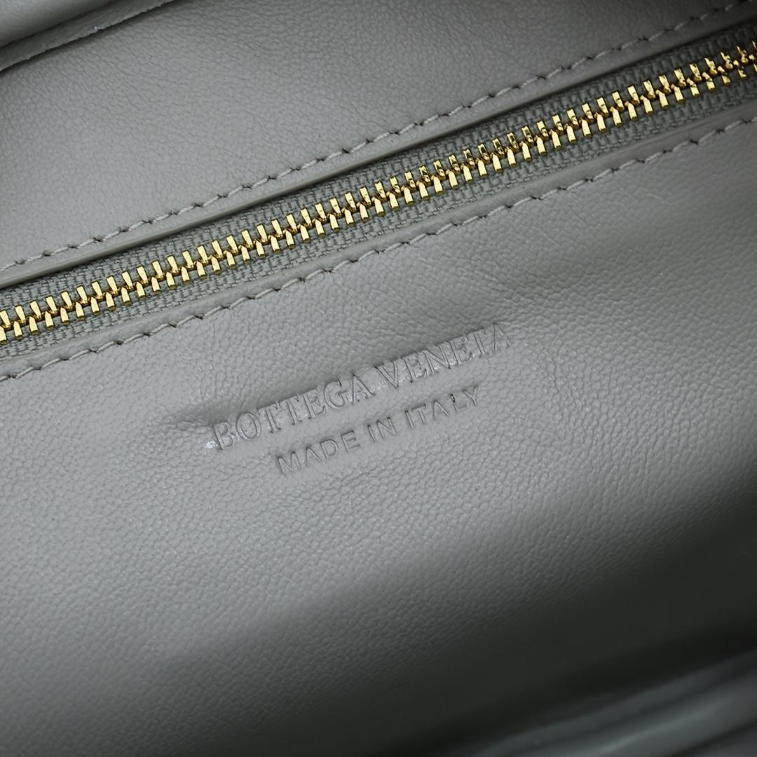 Bottega Veneta Small Getaway - PerfectKickZ