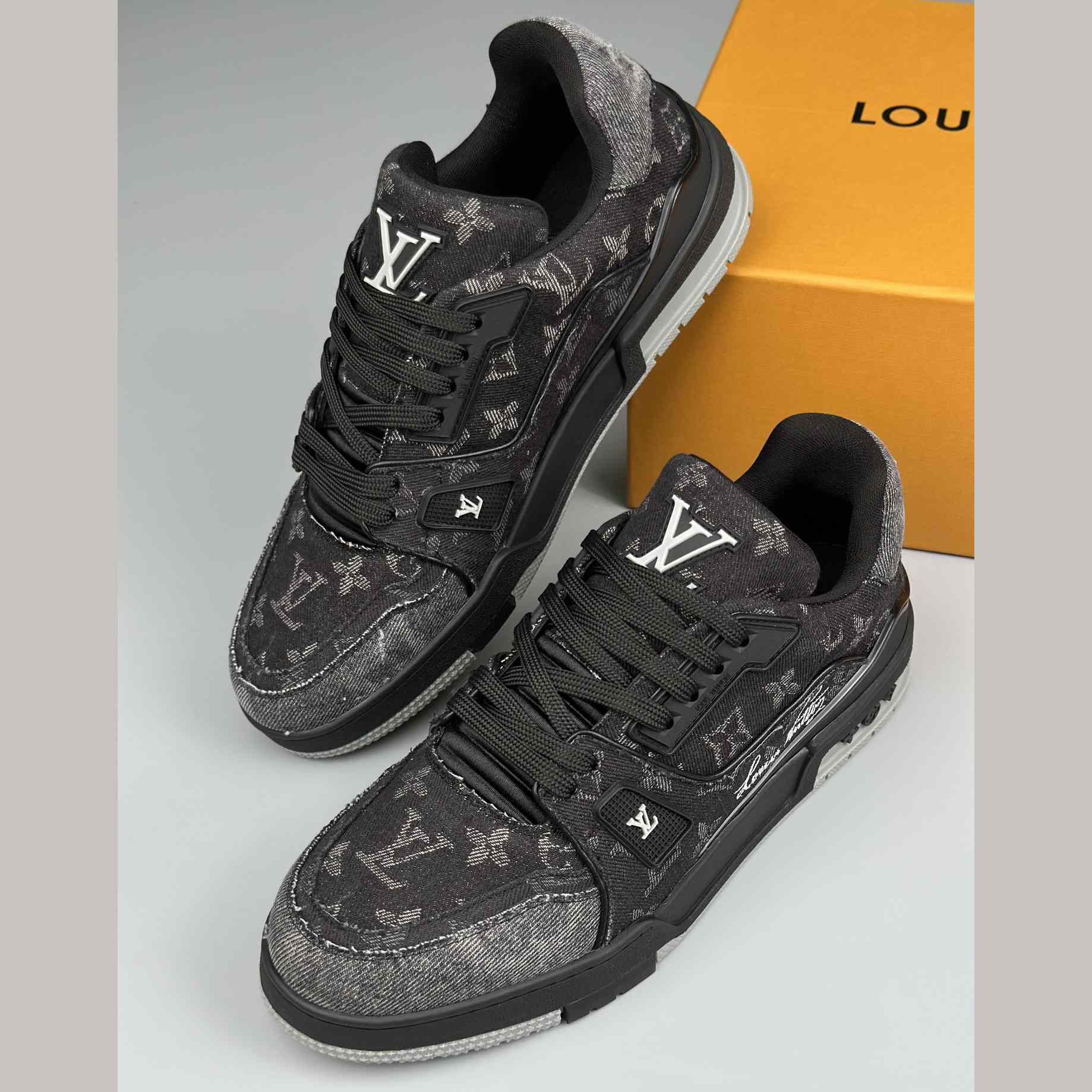 Louis Vuitton lv Trainer Sneaker (Upon UK Size) - PerfectKickZ
