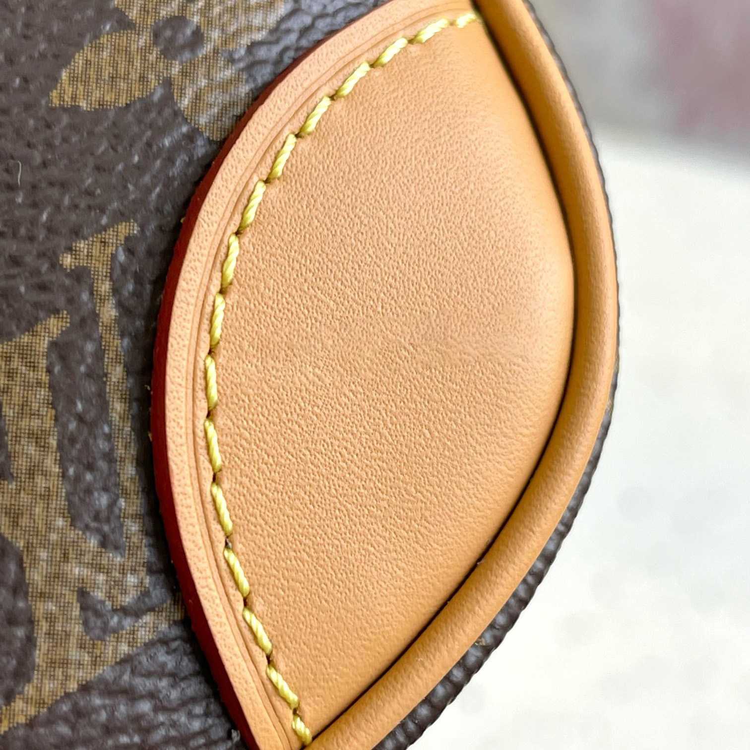 Louis Vuitton Diane    M46049 - PerfectKickZ