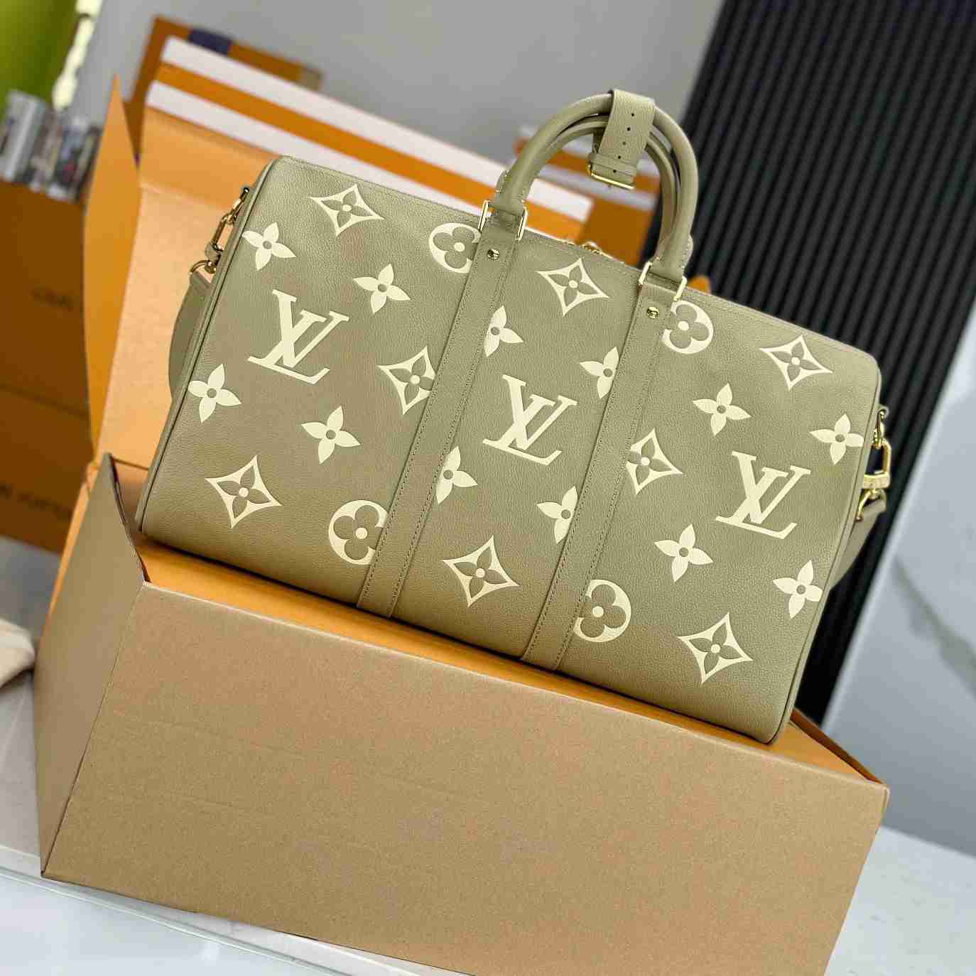 Louis Vuitton Keepall Bandoulière 45   M46671 - 