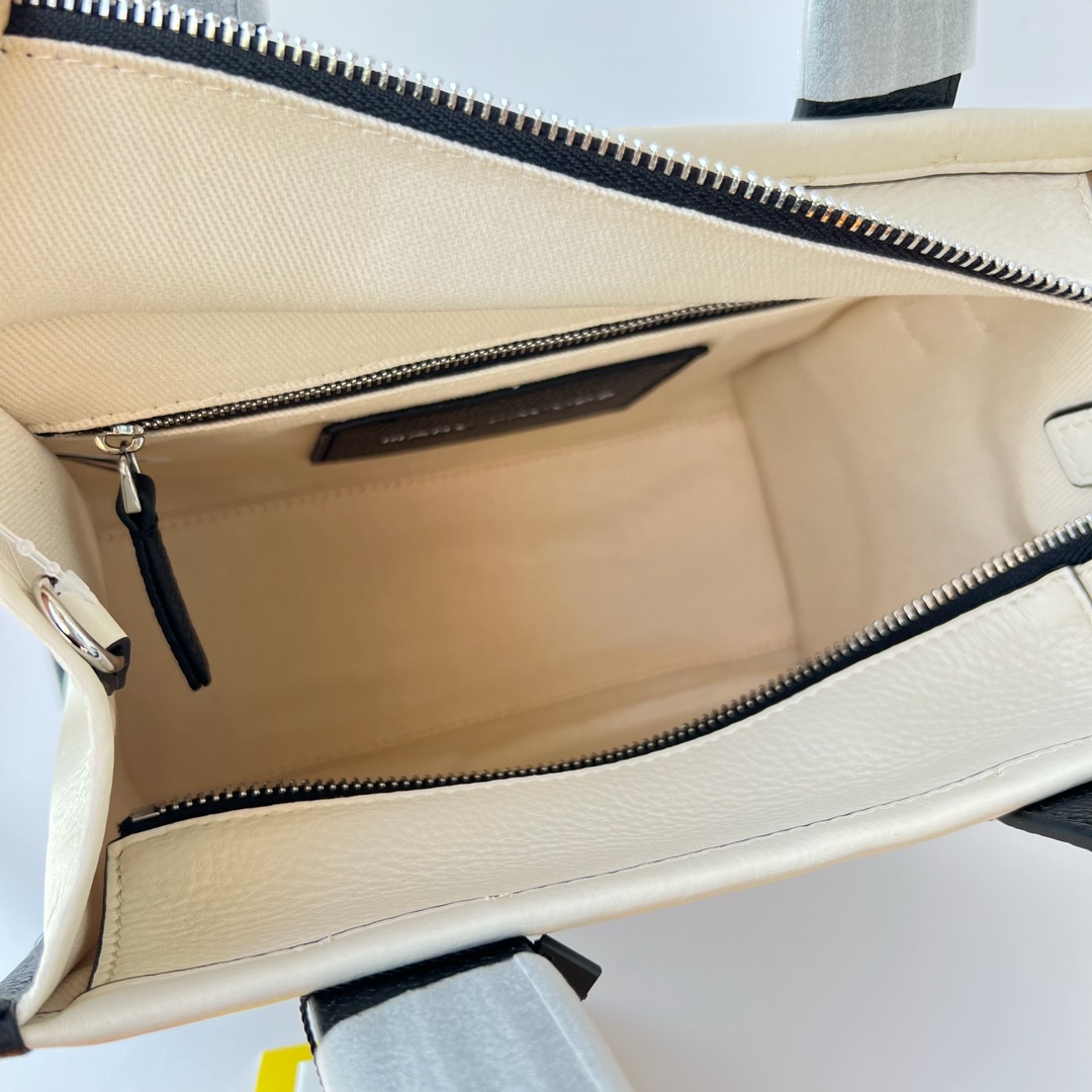 Marc Jacobs The colorblock Tote Bag  (26-20-13cm) - PerfectKickZ
