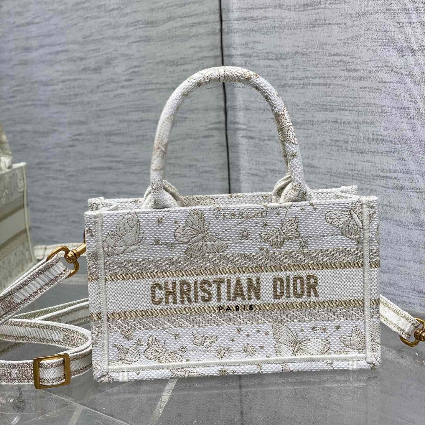 Dior Medium Lady D-Lite Bag - PerfectKickZ