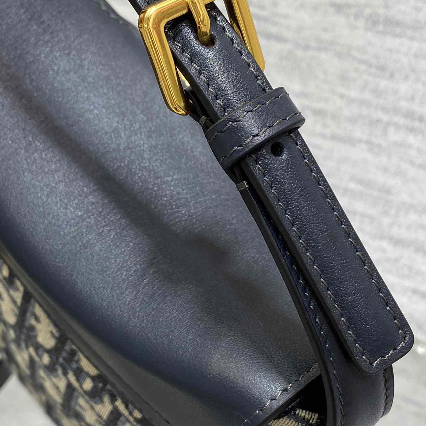 Dior 30 Montaigne Dior Amber Mini Bucket Bag - PerfectKickZ
