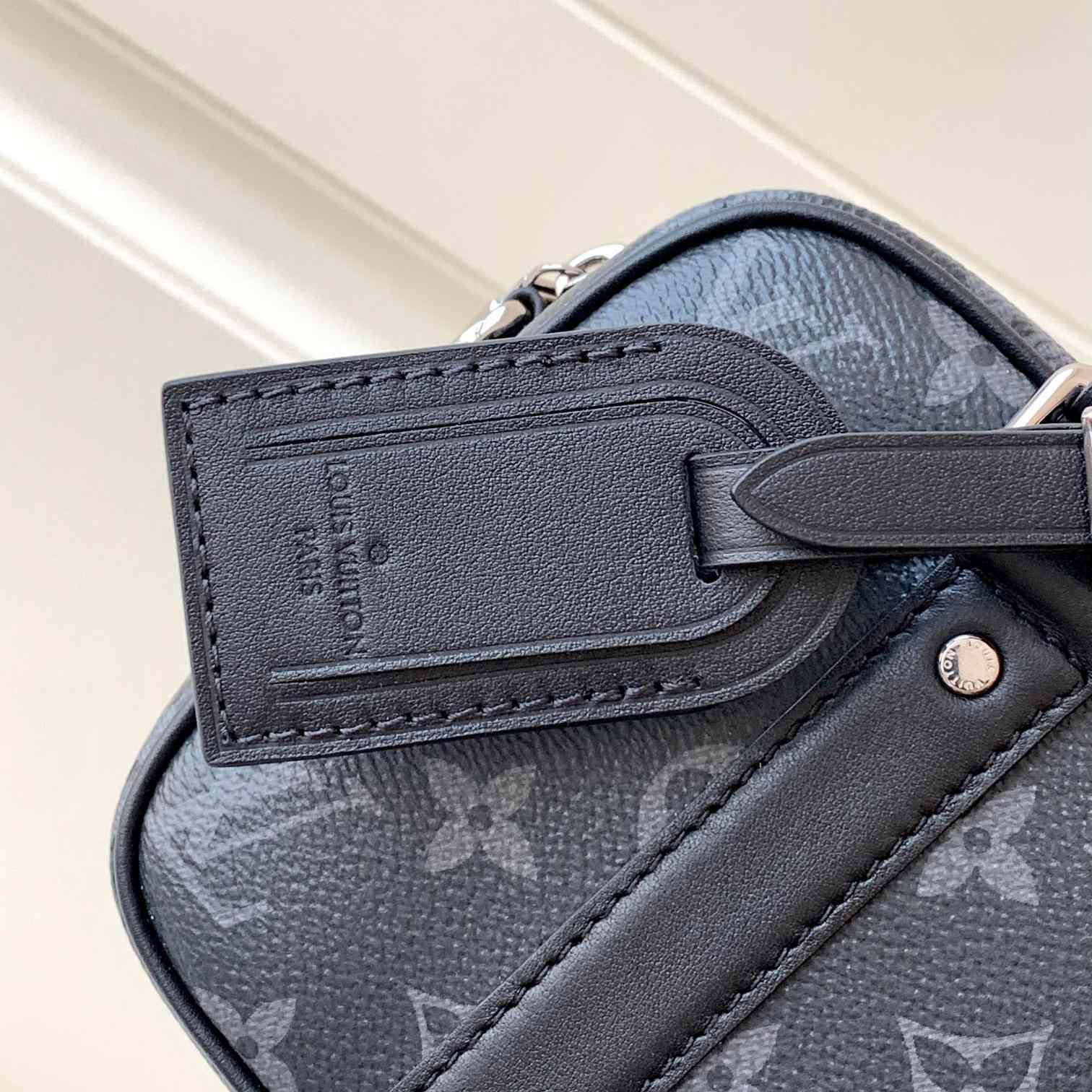 Louis Vuitton Nano Porte Documents Voyage   M82770 - PerfectKickZ