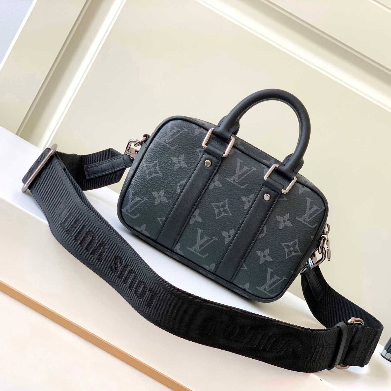Louis Vuitton Nano Porte Documents Voyage   M82770 - PerfectKickZ