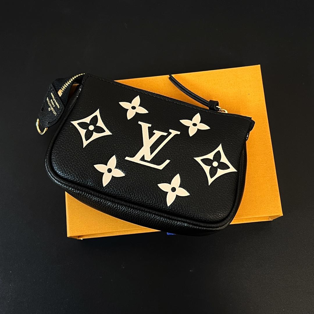 Louis Vuitton Mini Pochette Accessoires    M80732 - PerfectKickZ