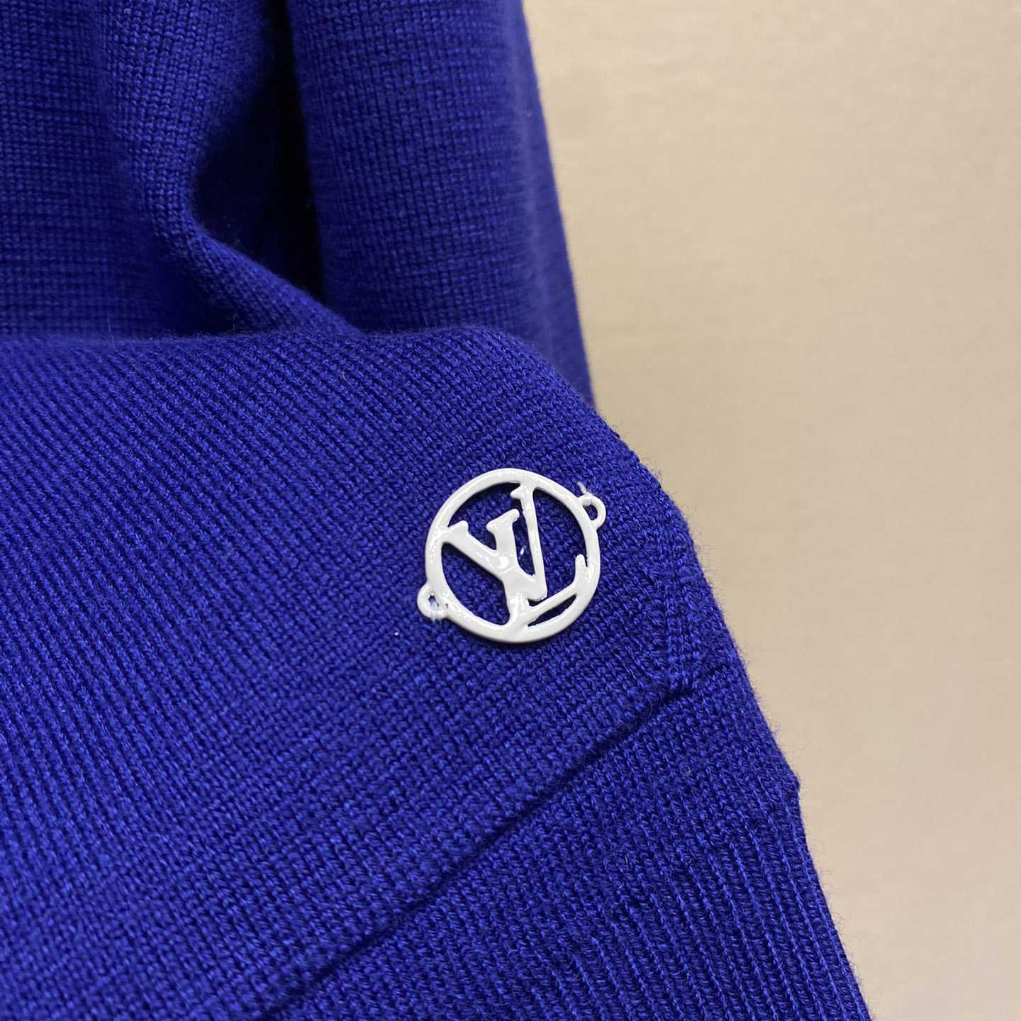 Louis Vuitton Cardigan - PerfectKickZ
