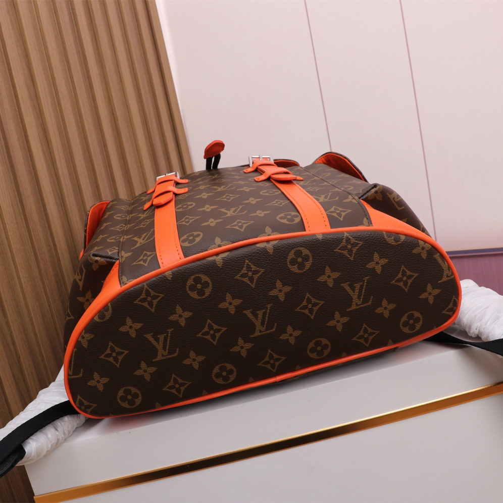 Louis Vuitton Christopher MM    M46814 - 
