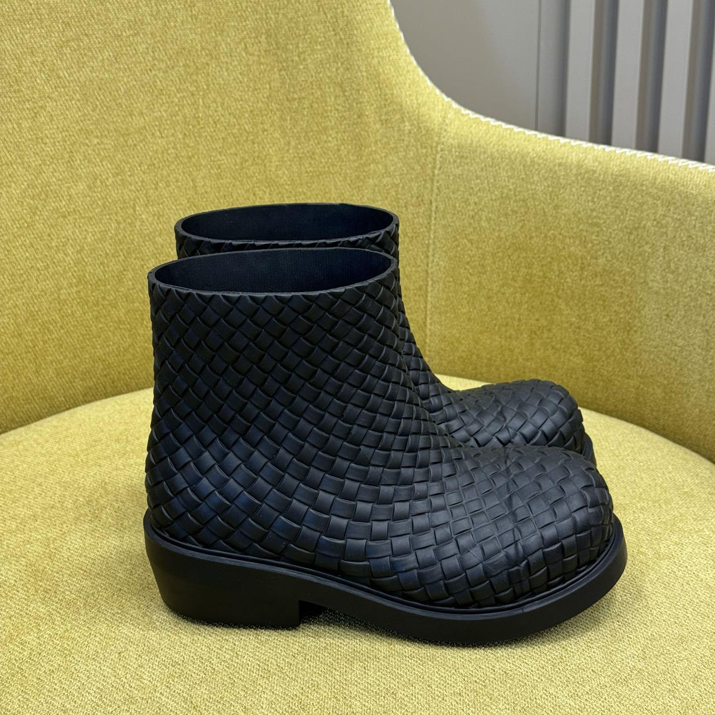 Bottega Veneta Fireman Ankle Boot - PerfectKickZ