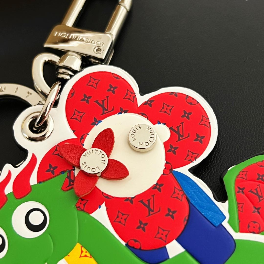 Louis Vuitton LV Optic Bag Charm - PerfectKickZ