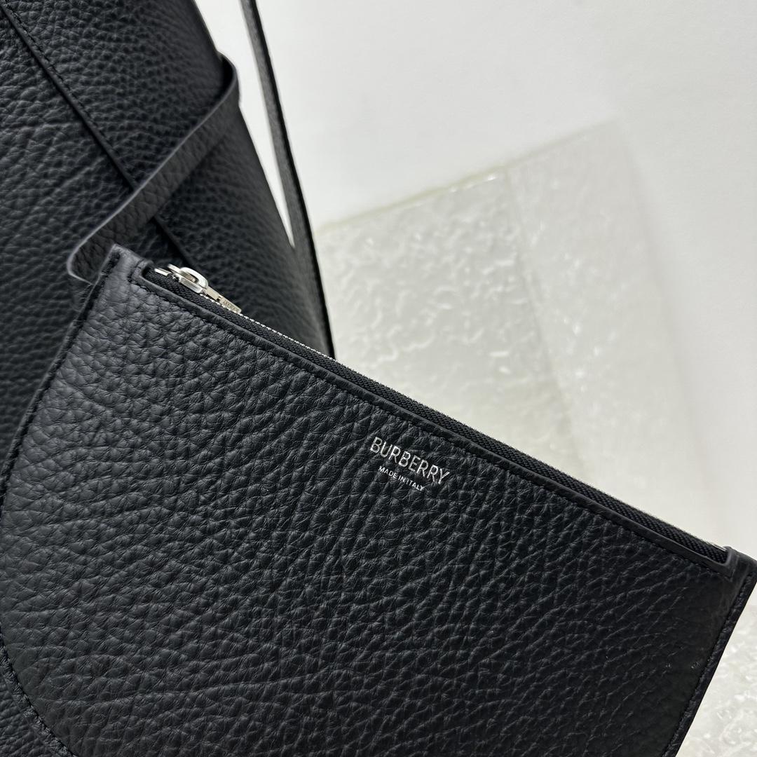 Burberry Medium Chess Shoulder Bag - 