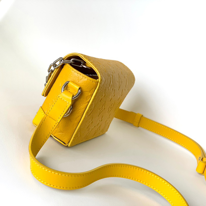 Louis Vuitton Steamer Wearable Wallet     M82917 - PerfectKickZ
