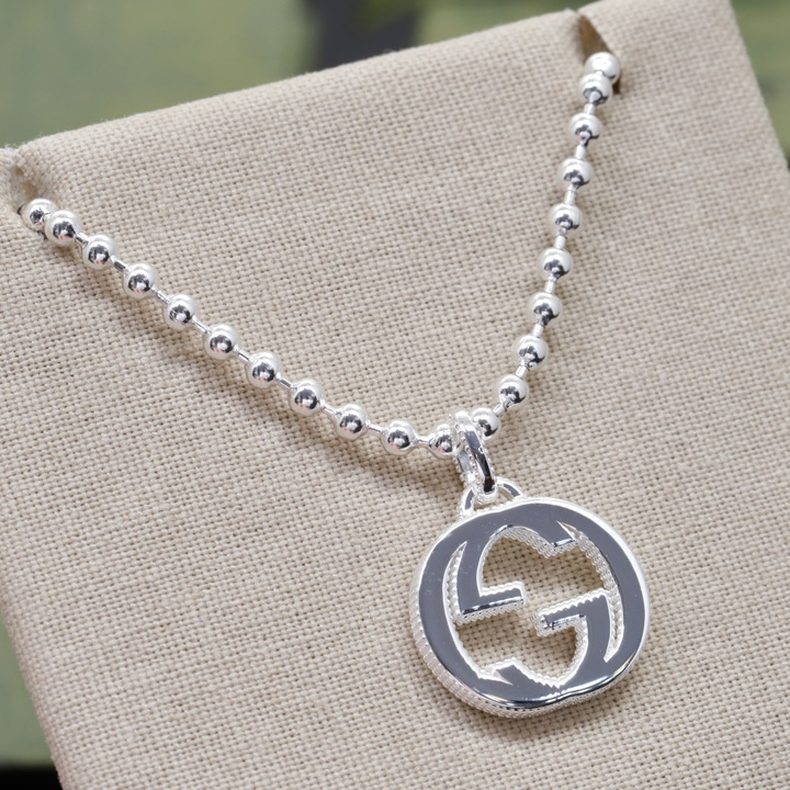 Gucci Interlocking G Necklace In Silver - PerfectKickZ