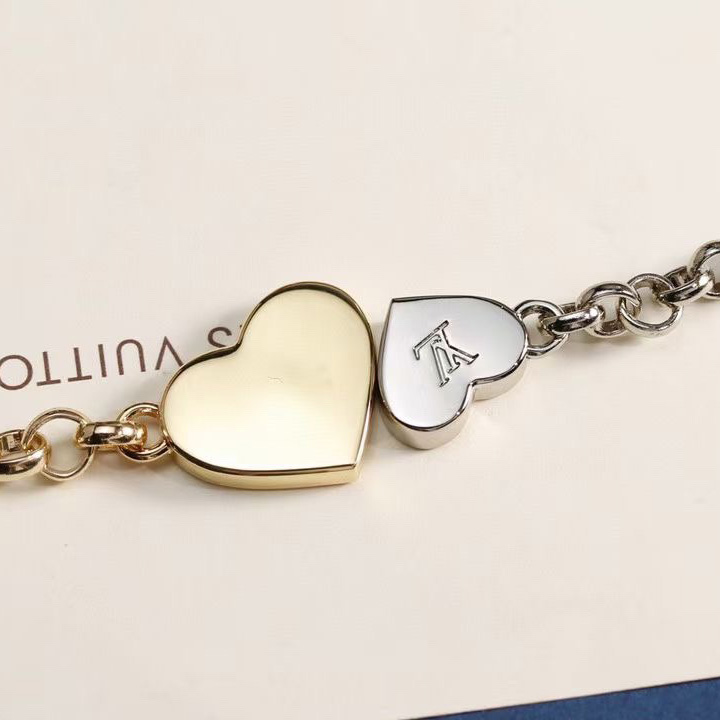 Louis Vuitton Viviennes BFF Chain   M00835 - PerfectKickZ