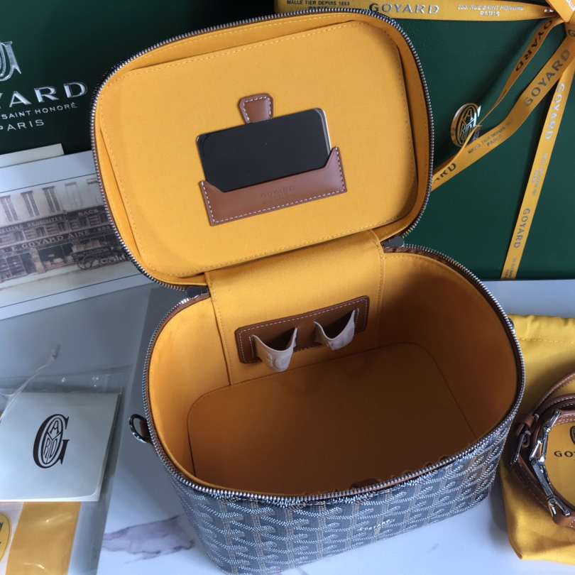 Goyard Muse Vanity Case - PerfectKickZ