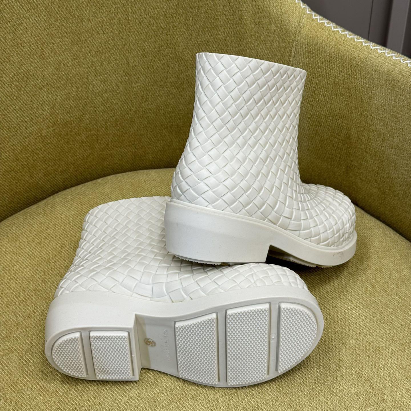 Bottega Veneta Fireman Ankle Boot - PerfectKickZ