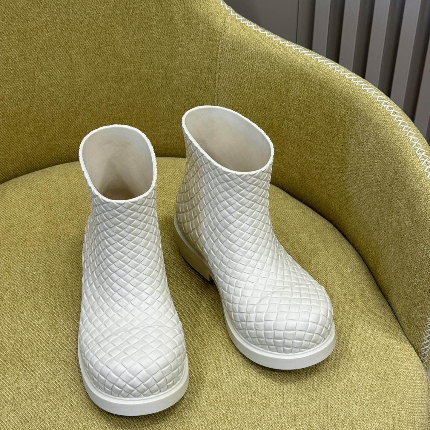 Bottega Veneta Fireman Ankle Boot - PerfectKickZ