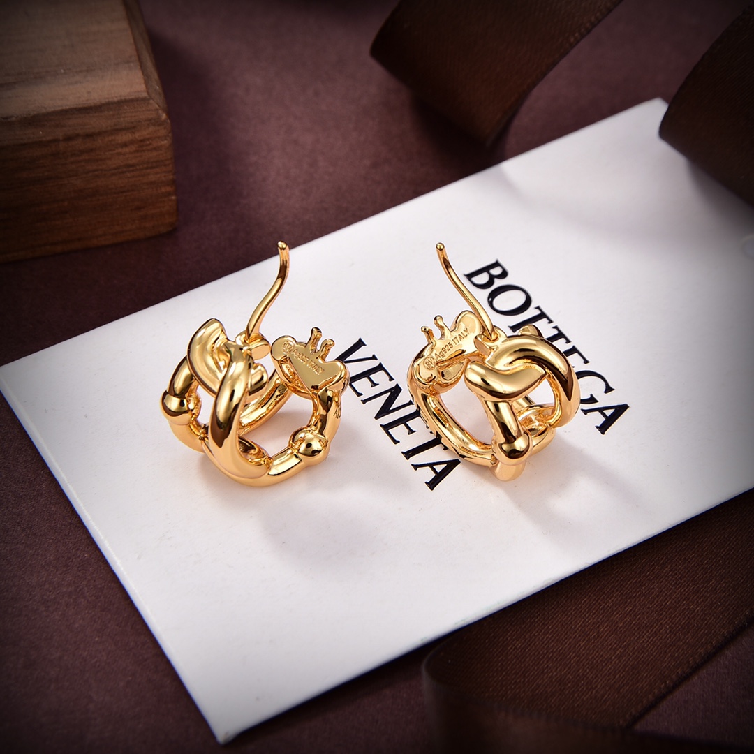 Bottega Veneta Chain Hoop Earrings - PerfectKickZ