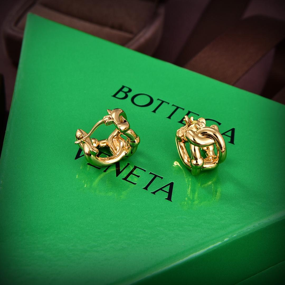 Bottega Veneta Chain Hoop Earrings - PerfectKickZ