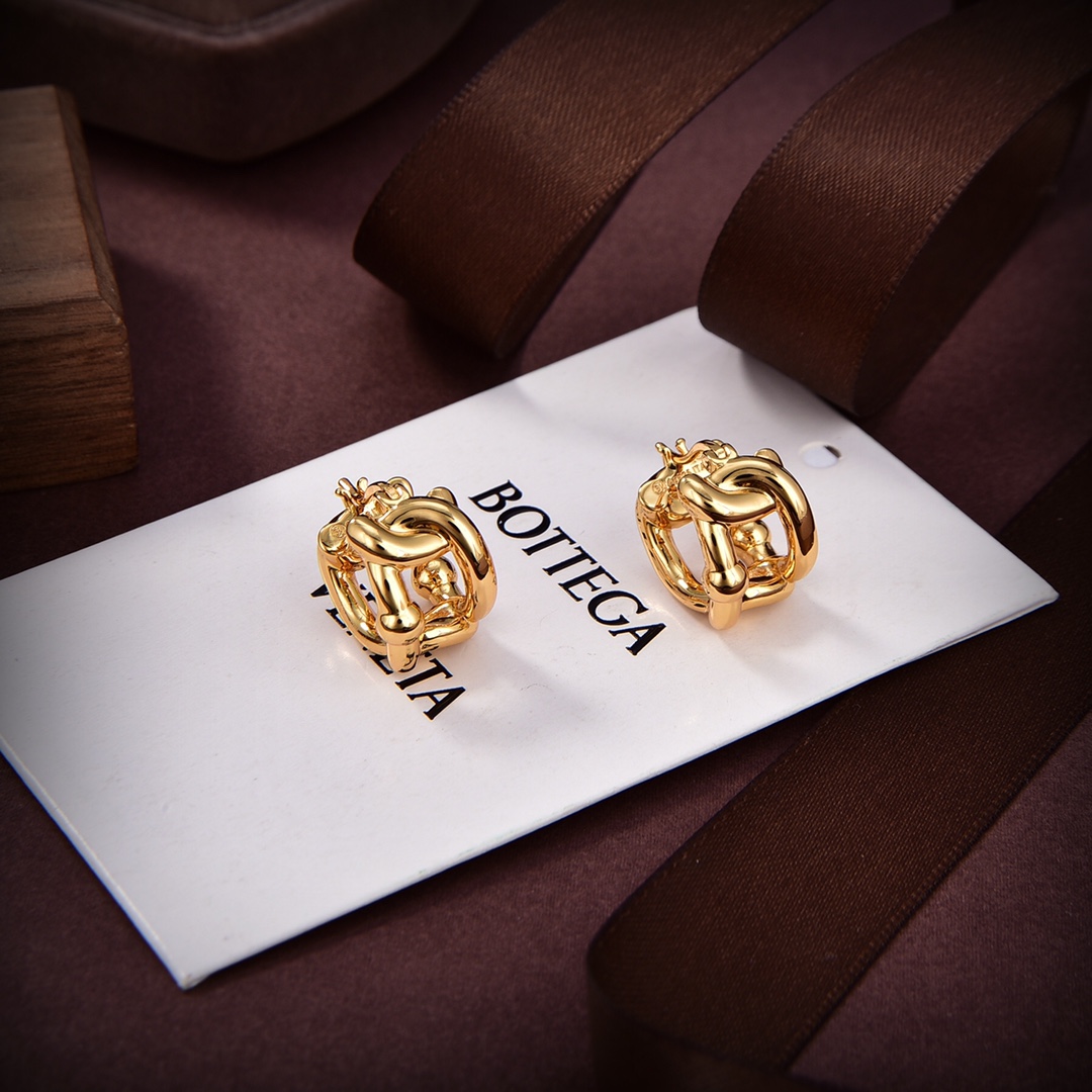 Bottega Veneta Chain Hoop Earrings - PerfectKickZ