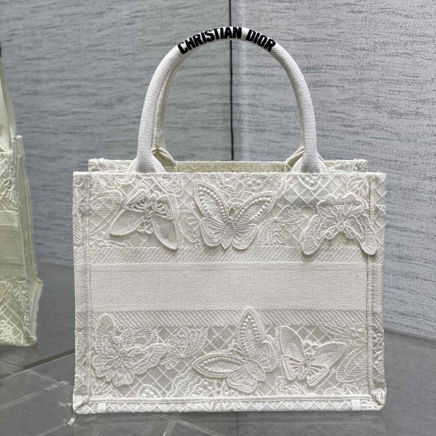 Dior Small Dior Book Tote - PerfectKickZ