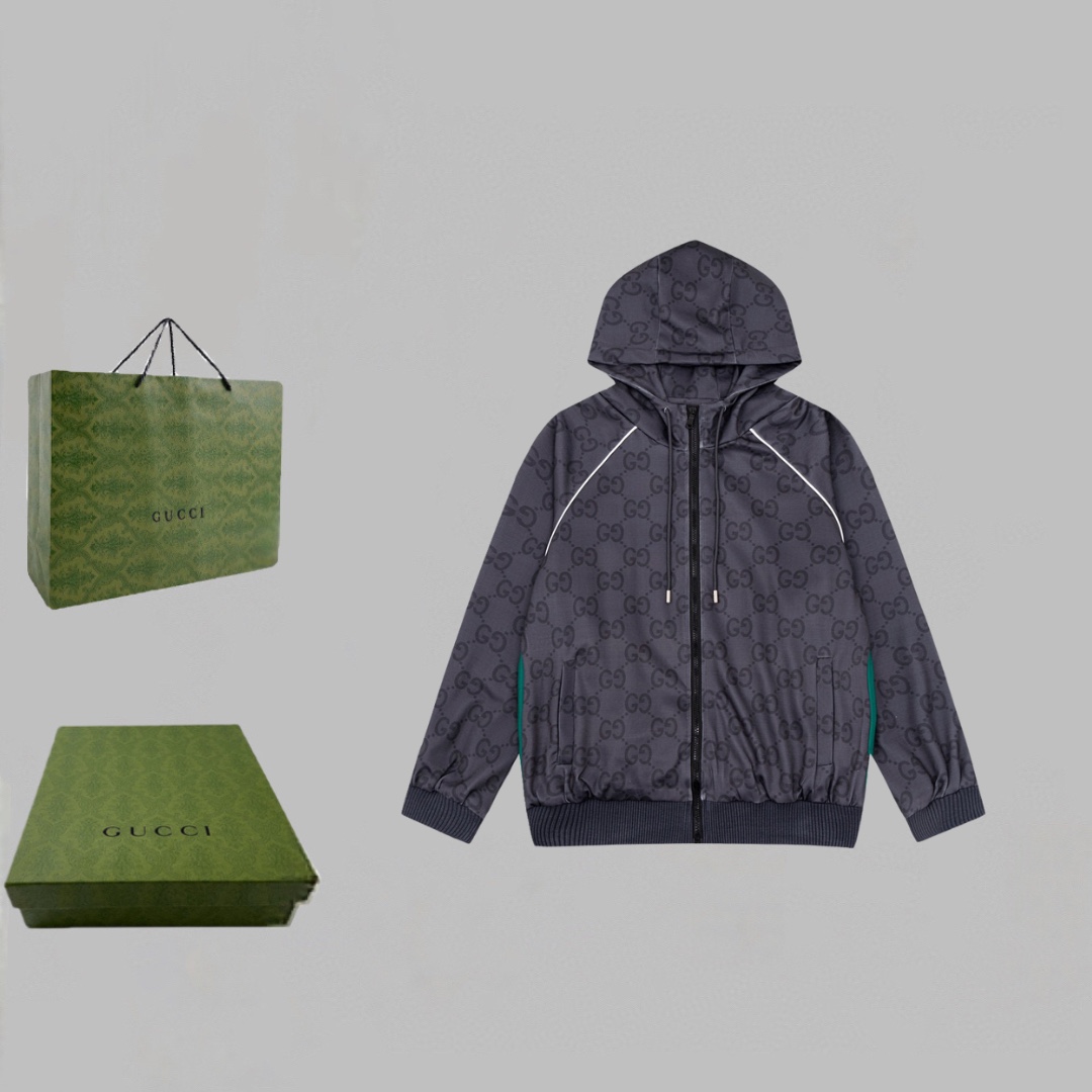 Gucci Jumbo GG Zip Jacket With Web - PerfectKickZ