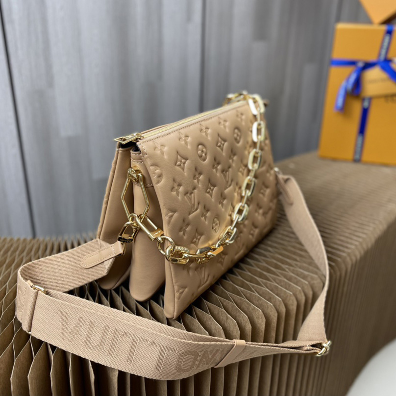 Louis Vuitton Coussin PM (26 x 20 x 12cm)  m22385 - PerfectKickZ