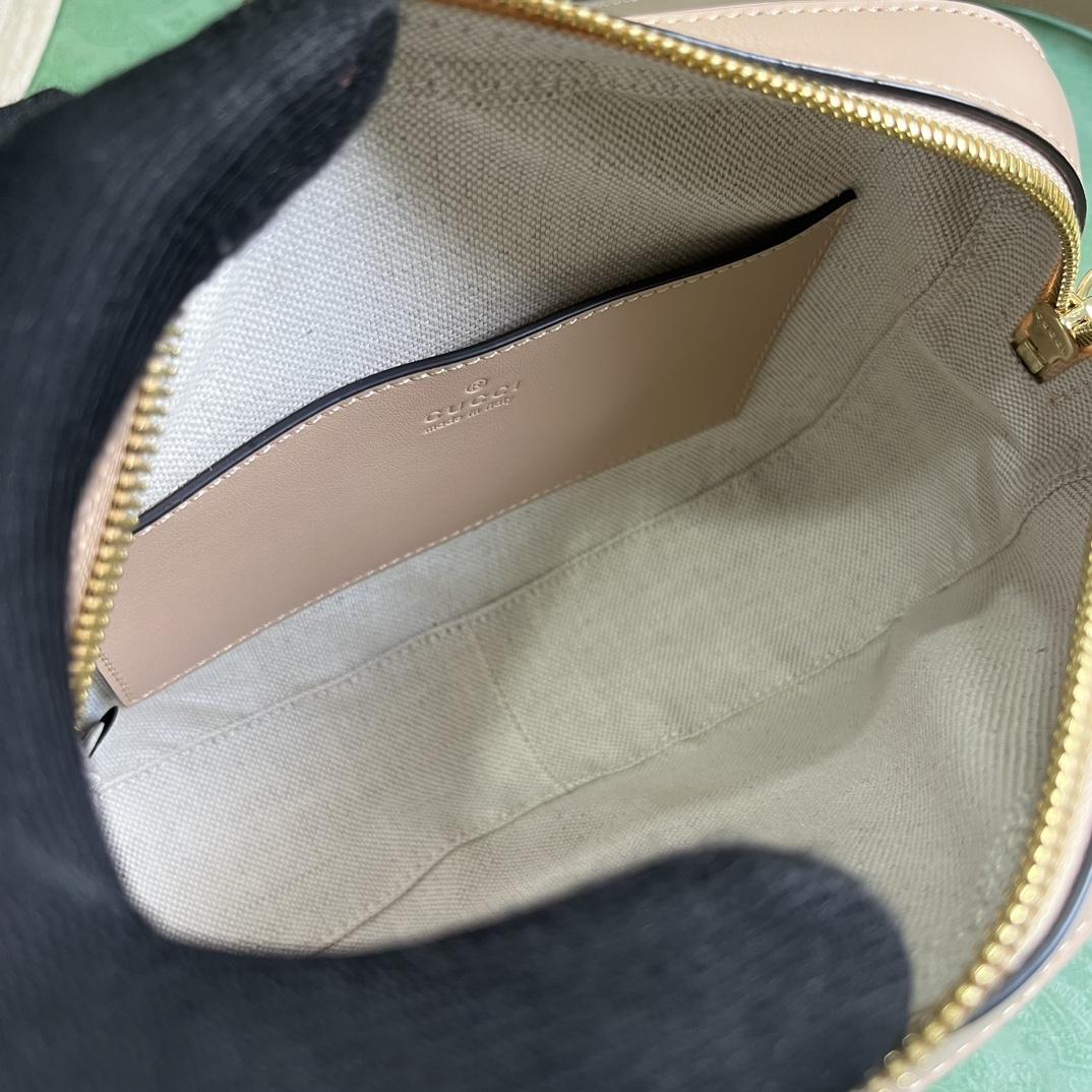 Gucci GG Matelasse Small Bag - PerfectKickZ